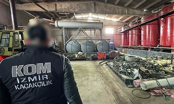 İzmir'de kaçak akaryakıt operasyonu